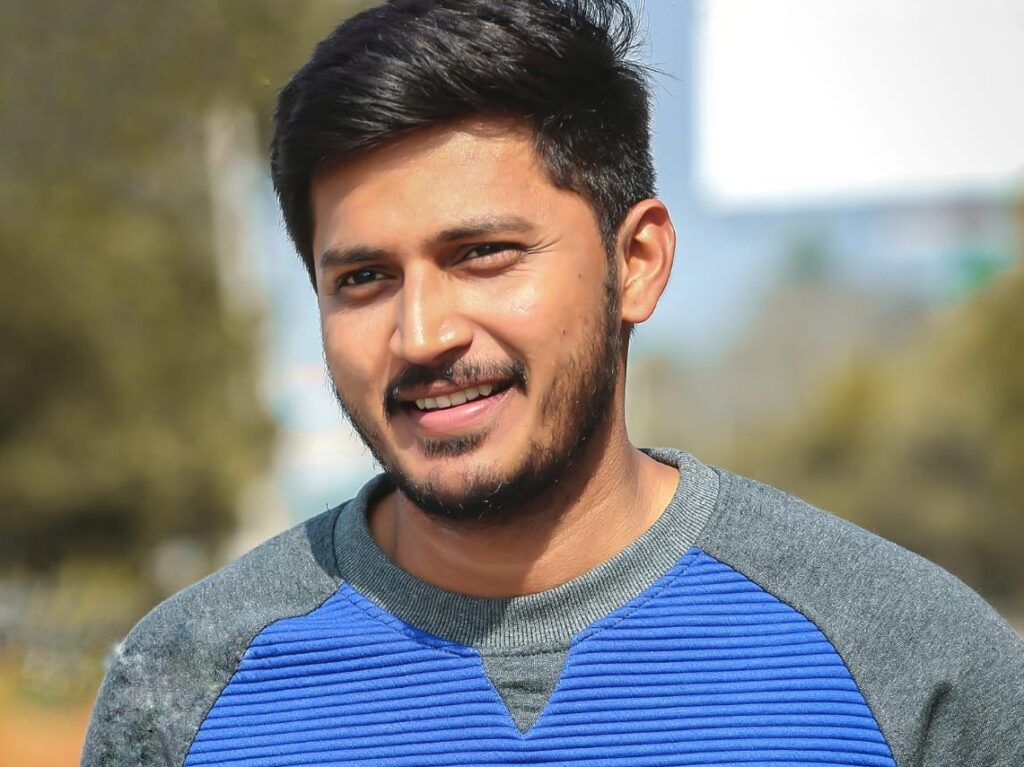 ಕಾಲೇಜ್ ಕಲಾವಿದ