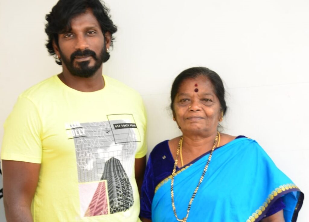 ಠಾಣೆ