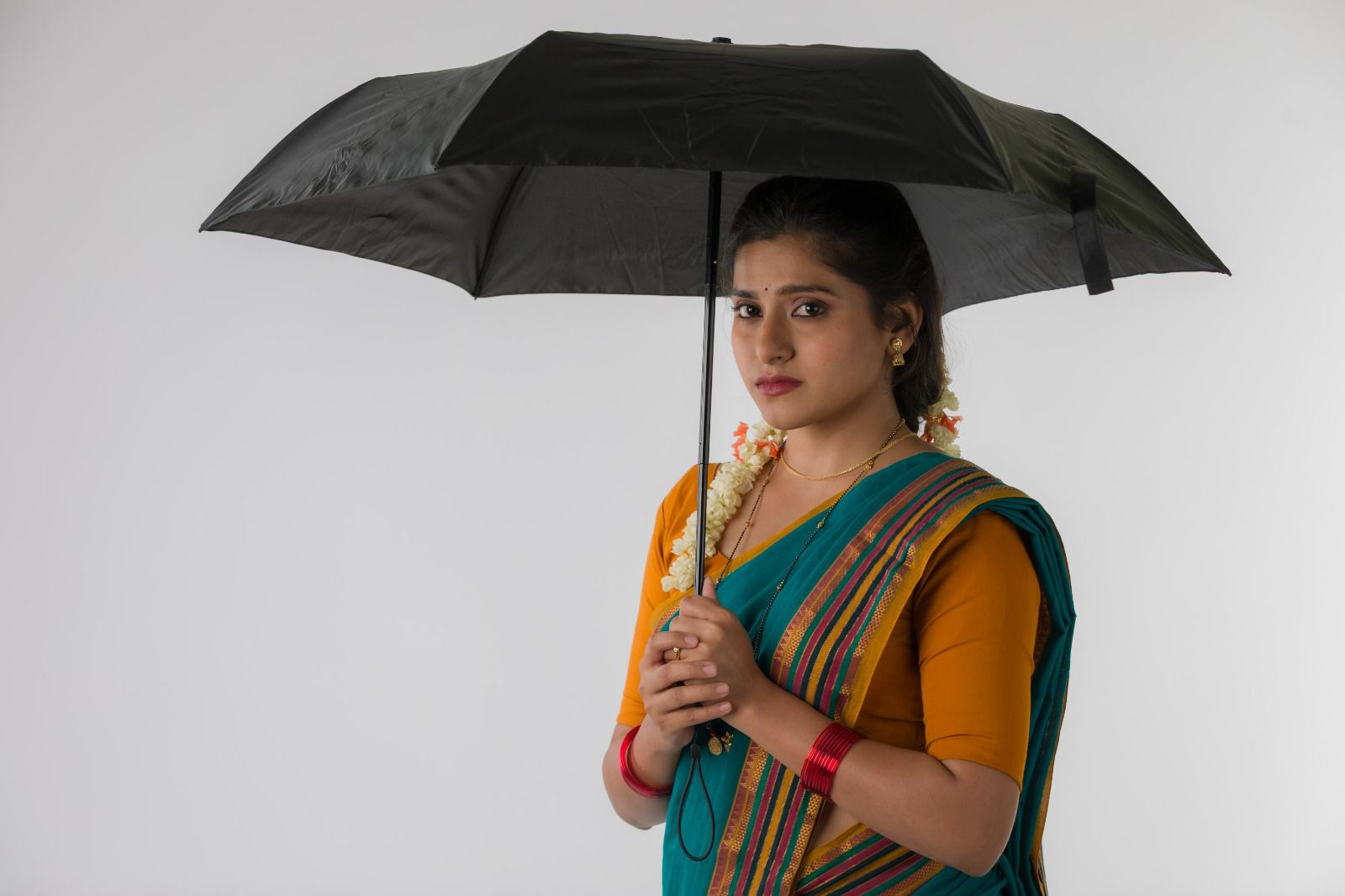 ಬಿಳಿಚುಕ್ಕಿ ಹಳ್ಳಿಹಕ್ಕಿ