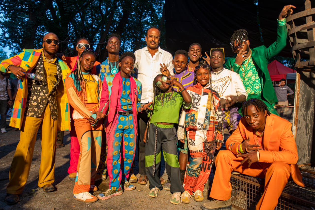 AFRO ಟಪಾಂಗ್‌